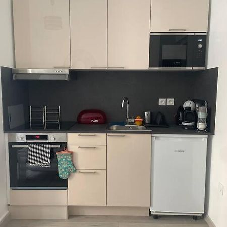 Cosy Apartment In Paris サン・トゥアン エクステリア 写真