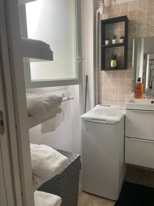 Cosy Apartment In Paris サン・トゥアン エクステリア 写真