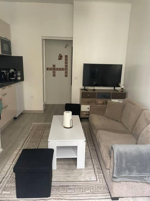 Cosy Apartment In Paris サン・トゥアン エクステリア 写真